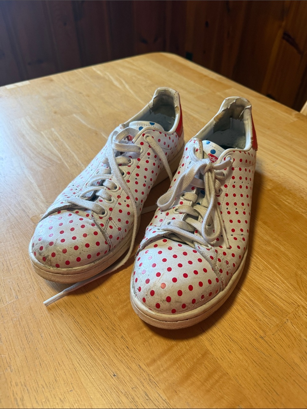 Adidas Stan Smith Sneakers White with Red Polka Dots
